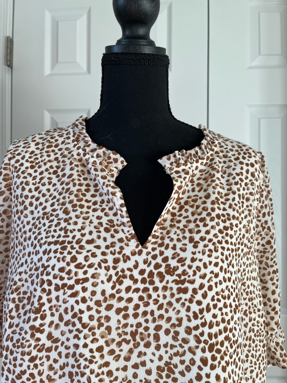 J Crew Leopard Print Blouse Medium - Picture 6 of 7